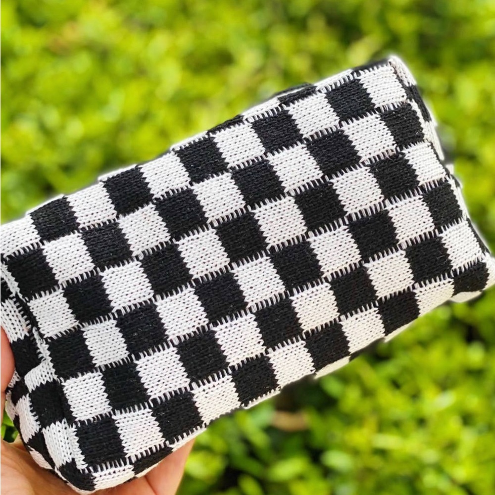 Checkered cosmetic bags.. Pick your color! Brown, Green or Black.
